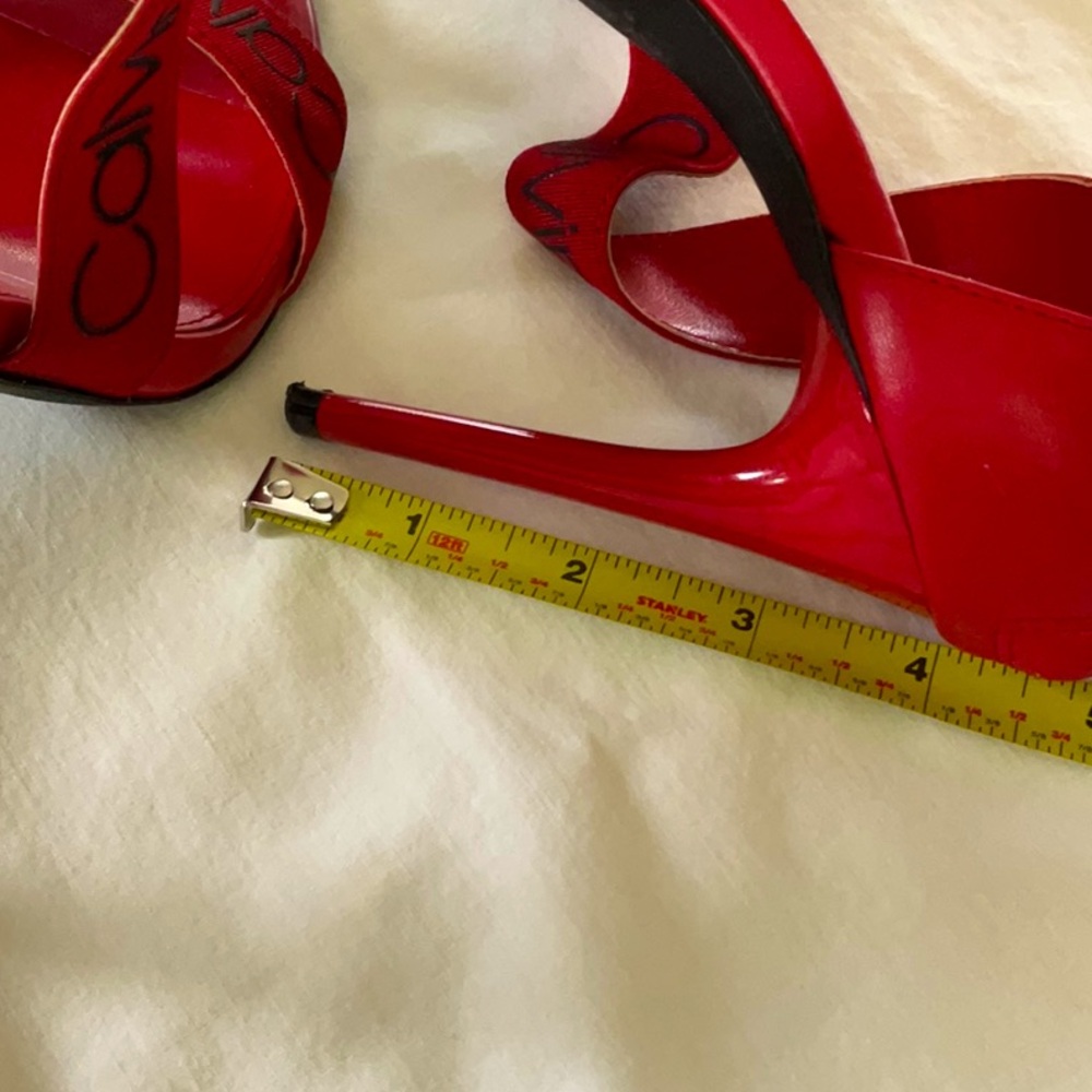 Calvin Klein red elastic heels size 7.5 M - Picture 4 of 6